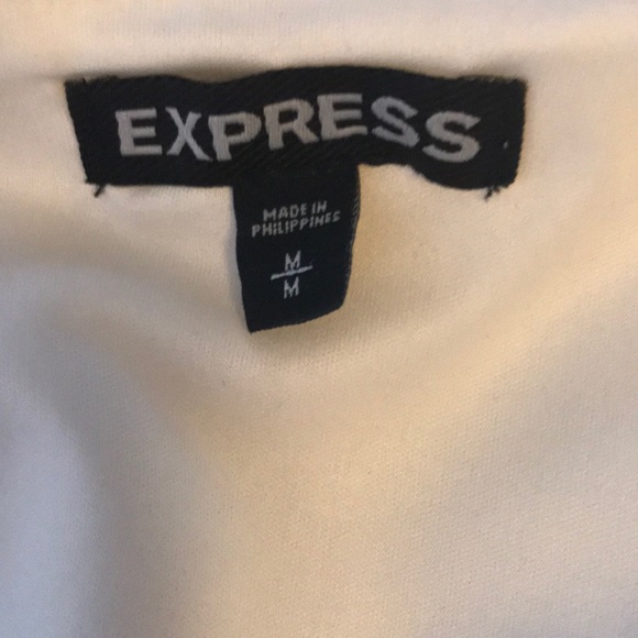 Too - Picture 2 of 2